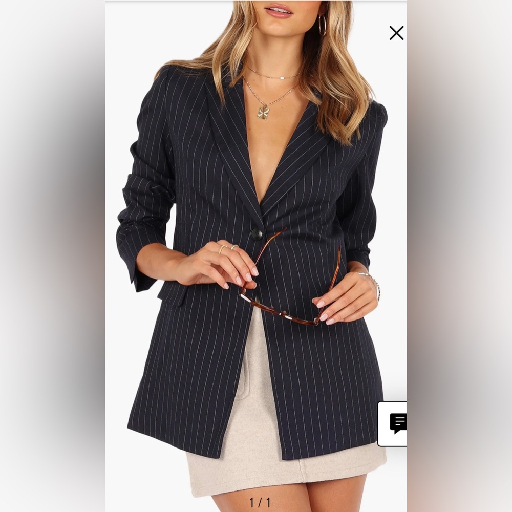 EUC MaxMara Black Pinstripe Women's Blazer
